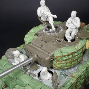 PA35-150 â€œEasy riderâ€ Sherman tank crew, 1/35 scale resin figures, (4 figure set)