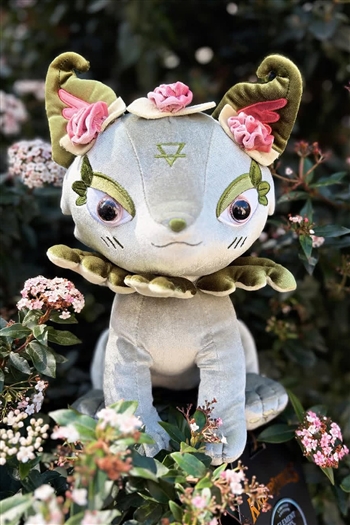 KILLSTAR KREEPTURES Element Cats Earth Plush Toy [SAGE GREEN/MULTI]
