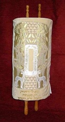 Torah Mantle