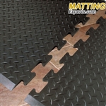 Diamond Top Interlocking Mat