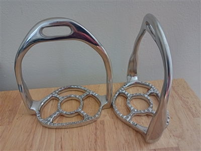 Beautiful and functional baroque stirrups