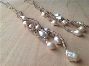 Mela White Baroque Pearls Necklace