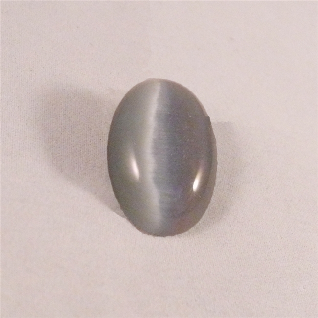 Vintage, oval, cats eye cabochon. 18mm x 25mm. SAPPHIRE
