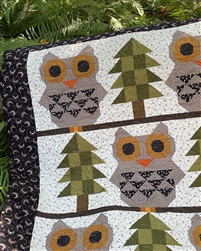 THE SCARY WOODS Quilt Kit