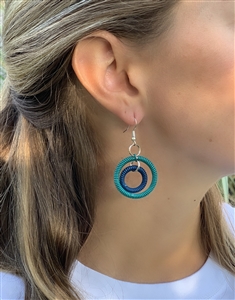 Spiral Double Ring Earring - creme/ blue