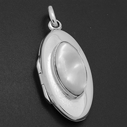 LPS1037 - Silver MOP Narrow Oval Locket
