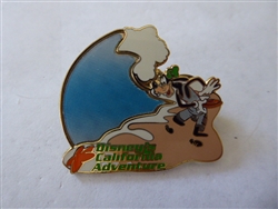 Disney Trading Pins 11730 DCA Beach Pin Series - Frisbee Goofy (Lenticular)