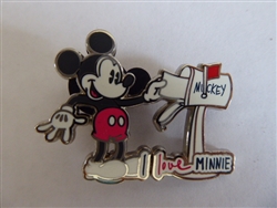 Disney Trading Pin 126337 Minnie and Mickey Mailbox Sweethearts Set - Mickey