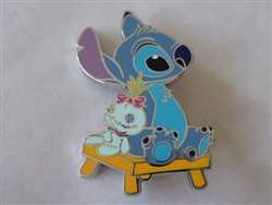 Disney Trading Pins 143518 DLP - Stitch with Scrump on bench - Lilo & Stitch