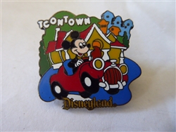 Disney Trading  151 DL - 1998 Attraction Series - Mickey's Toontown House (Mickey Mouse)