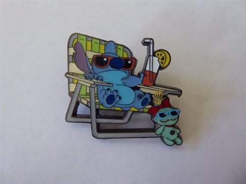 Loungefly - Stitch & Scrump Beach Chair - Summer - Mystery - Lilo & Stitch