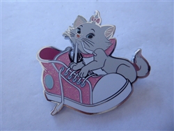 Disney Trading Pin 159293     Pink a la Mode - Marie with Shoe - Aristocats