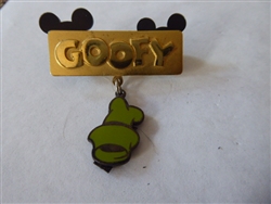 Disney Trading Pin 19178 Disney Catalog - Character Title Pin Set for Pin Bag (Dangle) Goofy