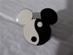 Disney Trading Pin Mickey Head - Yin Yang (Corrected)