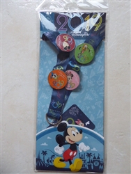 Disney Trading Pins 2019 MICKEY & FRIENDS  Deluxe 4 pin Starter Set + Dated Lanyard & Card