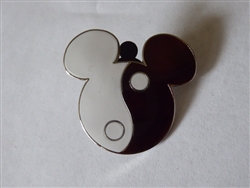 Disney Trading Pin    25 Mickey Head Yin Yang - Error