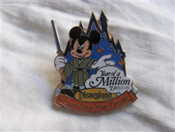 Walt Disney Travel Company - Come Live Your Dreams - Mickey Mouse as Jedi Knight (Gift)