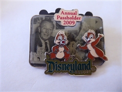 Disney Trading Pin  67253 DLR - Passholder Exclusive - Chip and Dale with Walt and Matterhorn