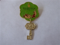 Disney Trading Pins 70923 DLRP - Sequoia Lodge - Key and tag - CHIP & DALE