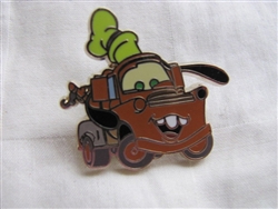 Disney Trading Pin 82477: Lightning McQueen and Tow Mater - Disney Hats - Tow Mater Only