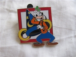 Disney Trading Pin 87892: WDW - Accessory - Starter Set - 2012 - Goofy ONLY