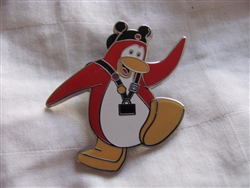 Disney Trading Pin 93194: Disney Club Penguin - Mystery Series 2 - Pin Trader Penguin ONLY