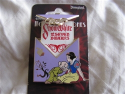 Disney Trading Pin 95368: DLR - Movie Milestones - Snow White and the Seven Dwarfs