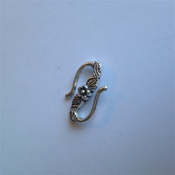 "S" Clasp Pewter