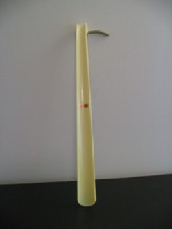 Plastic Shoe Horn - 18"