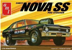 AMT ... CHEVY `72 NOVA SS OLD PRO 2T 1/25