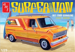 AMT ... FORD 1977 SURFER VAN 2T