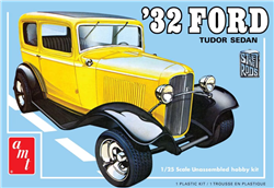 AMT ... 1932 FORD TUDOR SEDAN STREET ROD 1/25