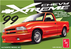 AMT ... CHEVY S-10 1999 EXTREME PICKUP 1/25