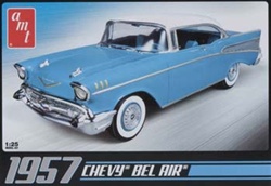 AMT ... CHEVY `57 BEL AIR 1/25