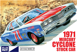MPC ... 1971 MERCURY CYCLONE STOCK CAR 1/25