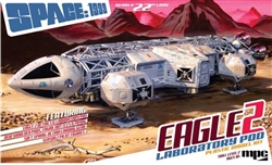 MPC ... SPACE/1999 EAGLE II W/LAB POD 1/48