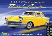 REVELL ... CHEVY BEL AIR 1957 (2n1) 1/25