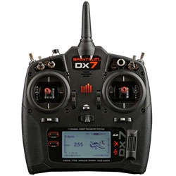 SPEKTRUM 7000... DX7 7 CHANNEL SYSTEM W/ AR8000
