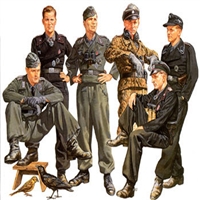 TAMIYA ... GERMAN TANK CREW AT REST 1/35