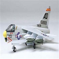 TAMIYA...A7A  LTV A-7A CRSAIR II 1/100