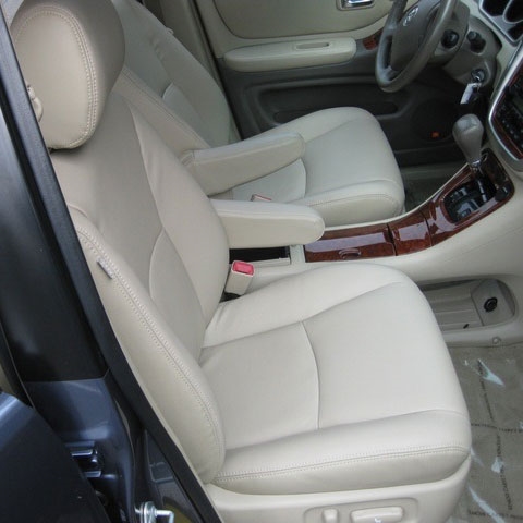 Toyota Highlander Katzkin Leather Seat Upholstery, 2004, 2005, 2006, 2007  (with third row seating, with front seat SRS airbags) | ShopSAR.com