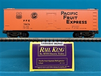 30-7802 Pacific Fruit Express Refrigerator Car MTH PFE