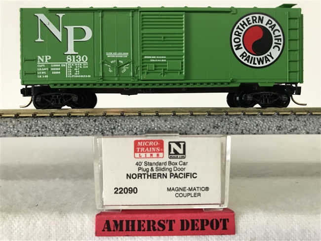 22090 Micro Trains Northern Pacific #8130 Box Car NP