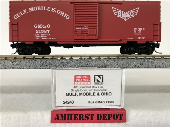 24240 Micro Trains Gulf, Mobile & Ohio Box Car G, M  & O