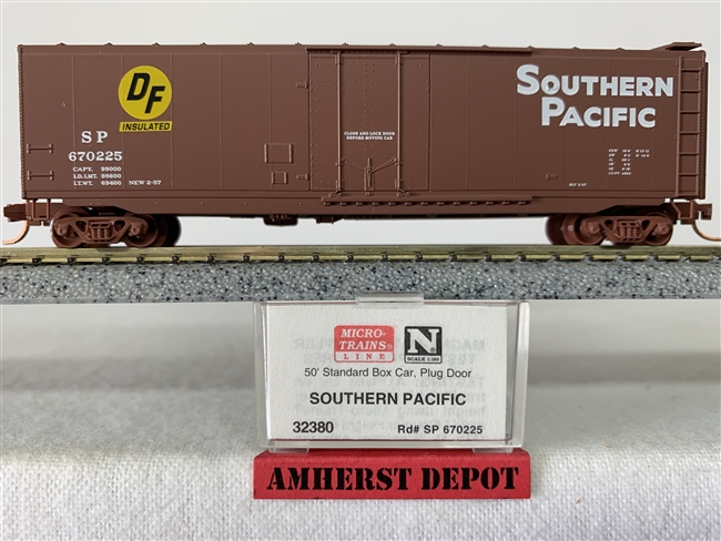 32380 Micro Trains Southern Pacific Box Car SP