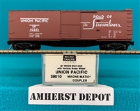 39010 Union Pacific Micro Trains Box Car UP