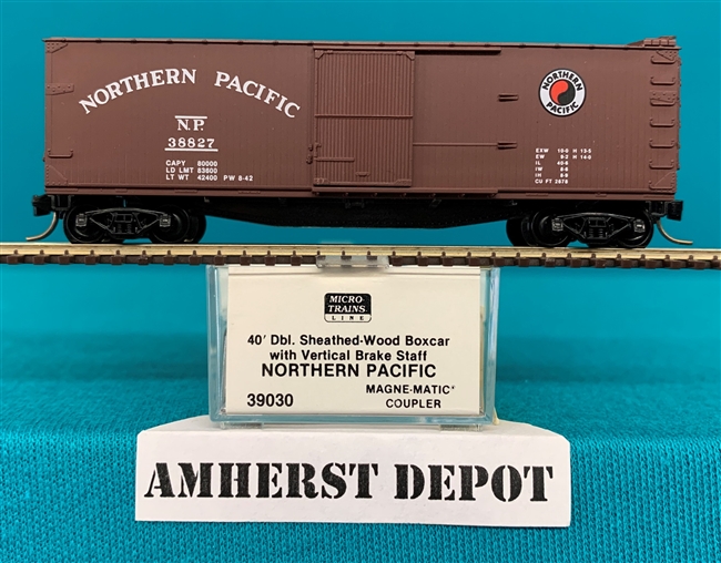 39030 MIcro Trains Northern Pacific Box Car NP