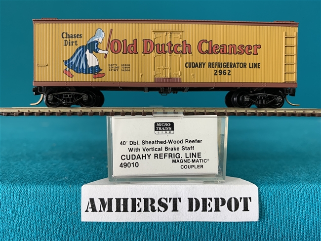 49010 Micro Train Cudahy Old Dutch Cleanser Wood Reefer Car