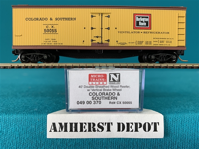 49 00 370 Micro Train Colorado & Southern Wood Reefer Car