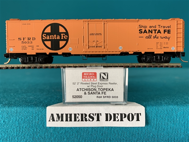 52050 Micro Trains Santa Fe Reefer ATSF